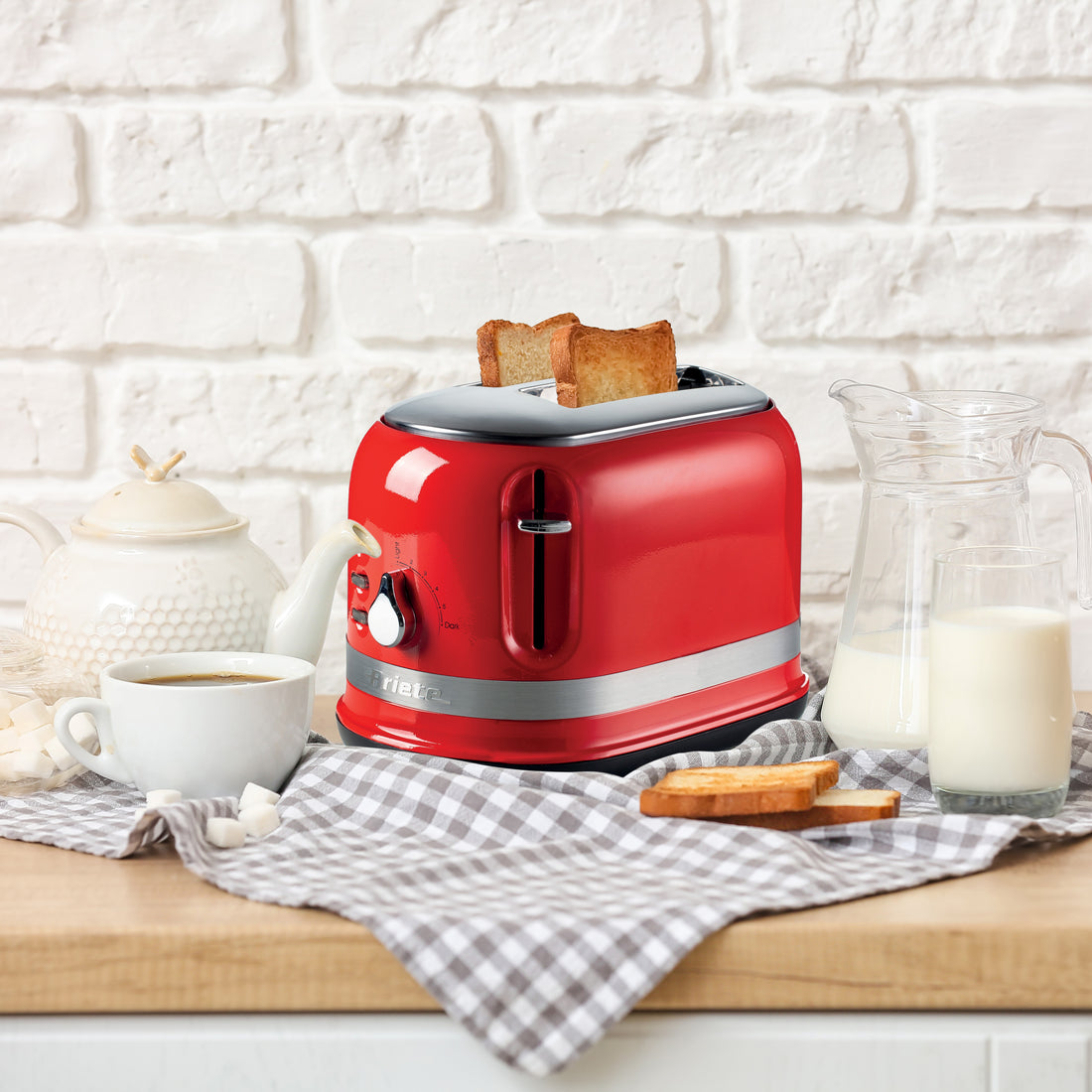 Ariete Moderna Toaster 2-Slice 815W with Sandwich Tongs